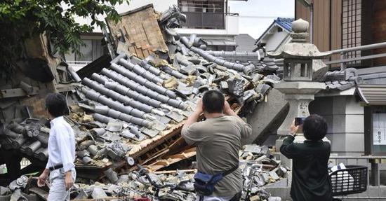 地震现场